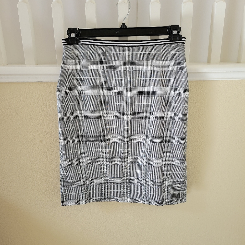 Banana Republic Women's Casual Skirt